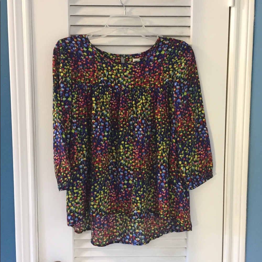 Multi color GAP blouse adorable!